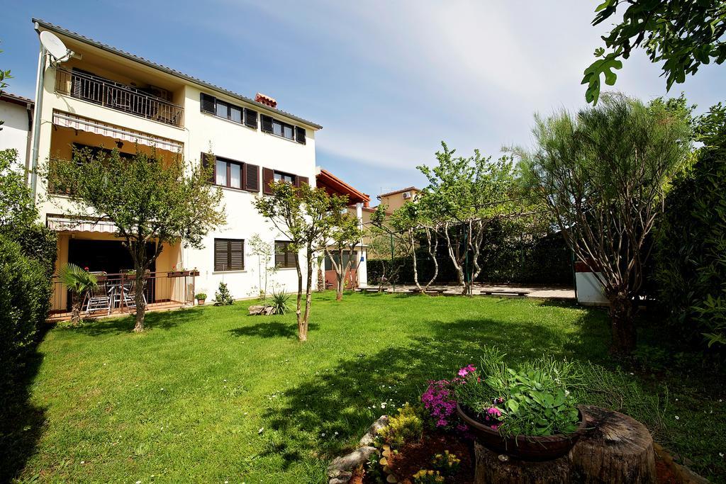 Apartments Perkovic Fazana Ngoại thất bức ảnh